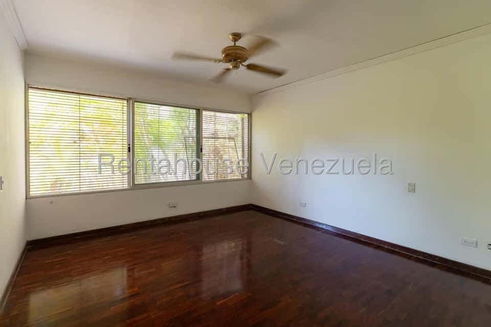 View 23