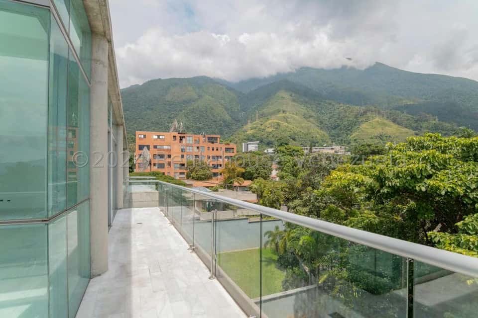 View 10