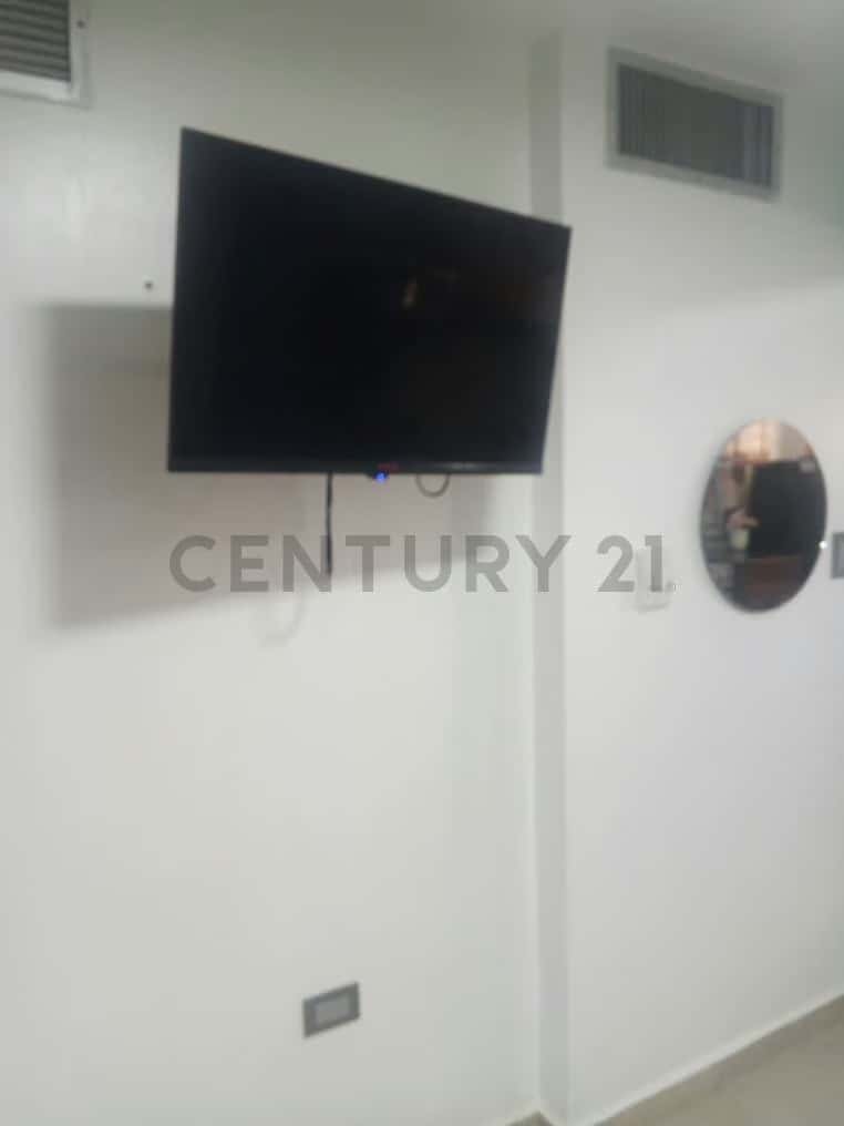 View 16