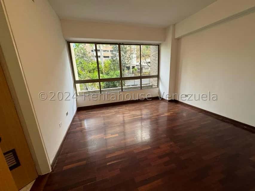 View 25