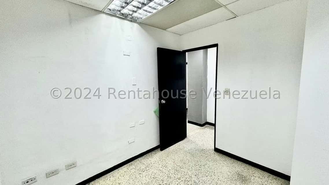 View 25