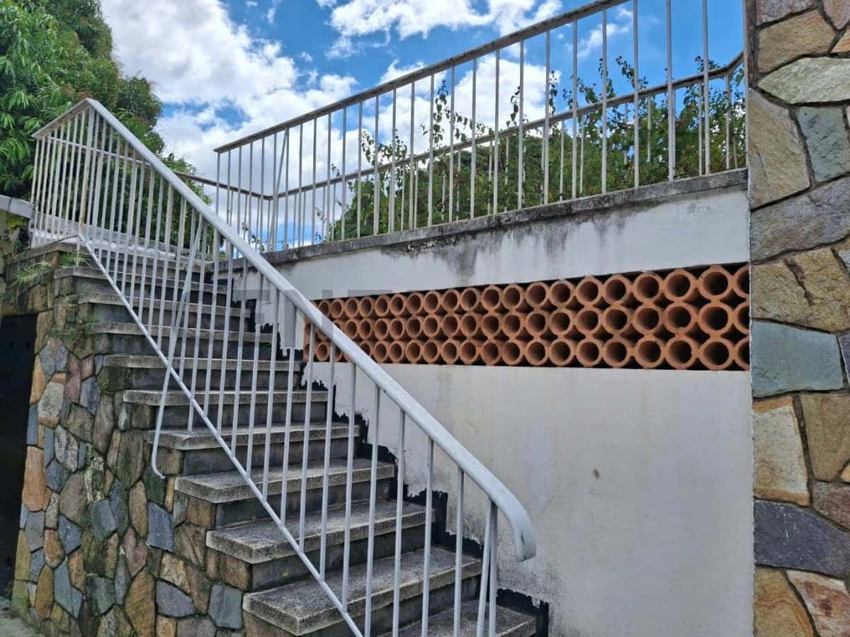 View 30