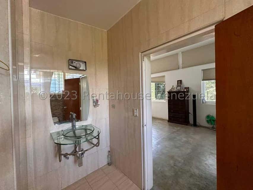 View 25