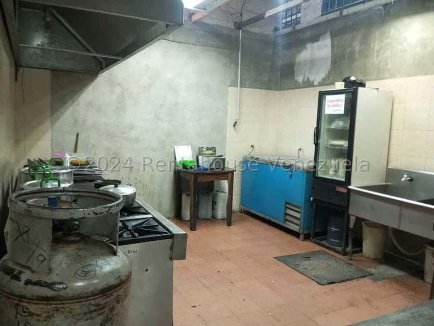 View 16