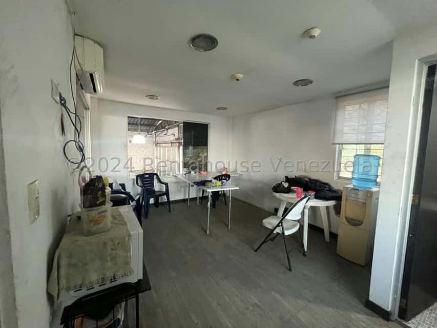 View 24