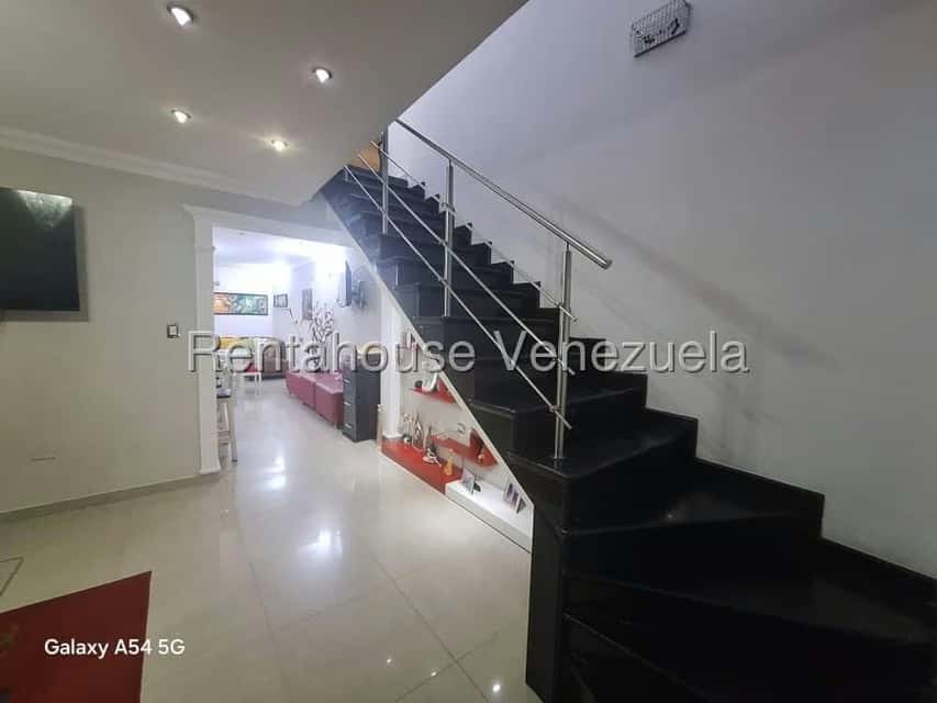 View 25