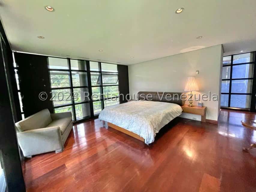 View 24