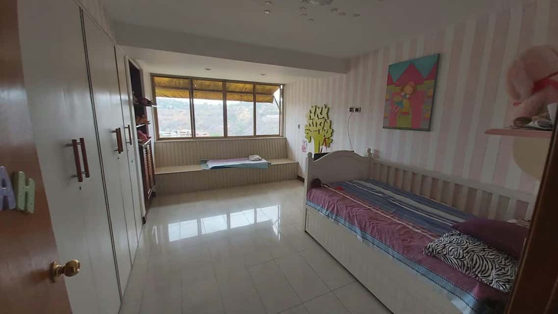 View 19