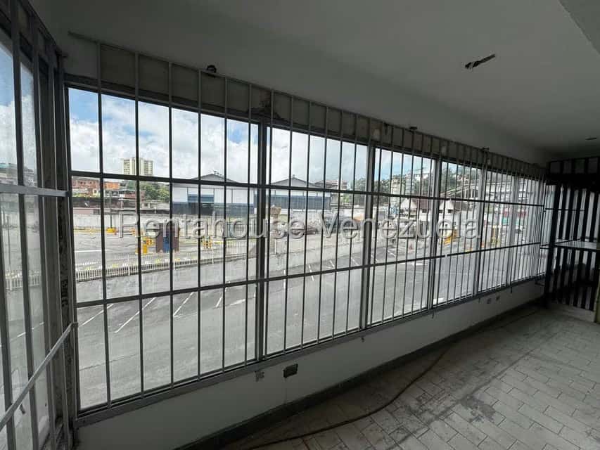 View 32