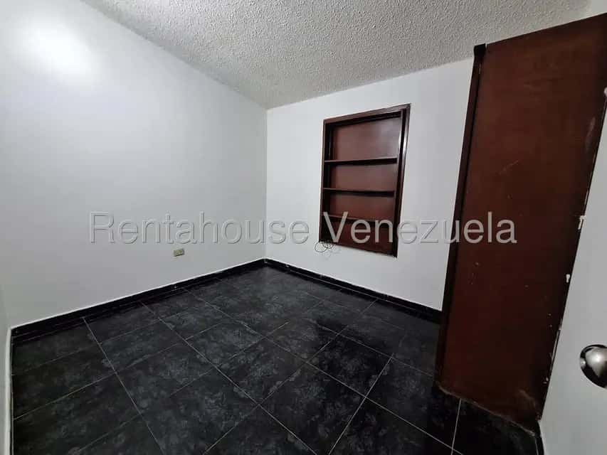 View 25