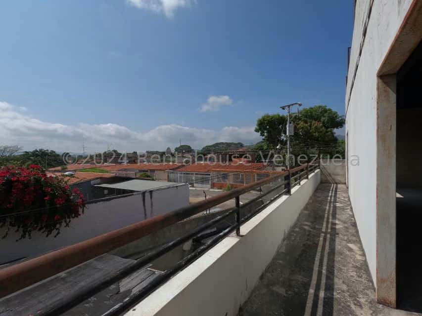 View 25