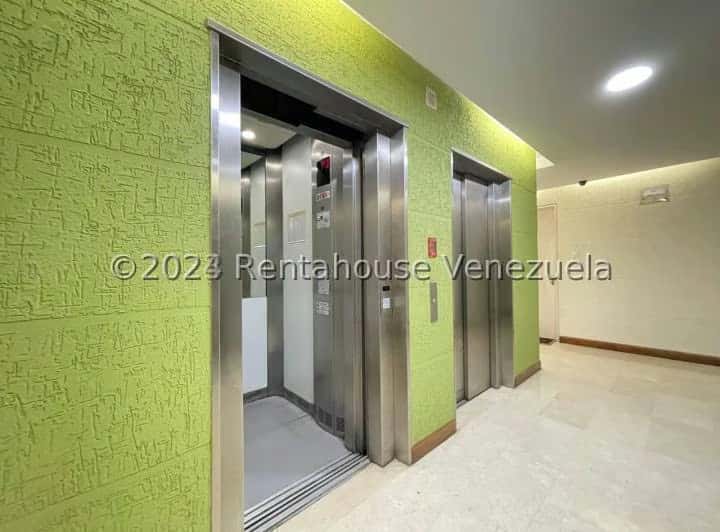 View 25