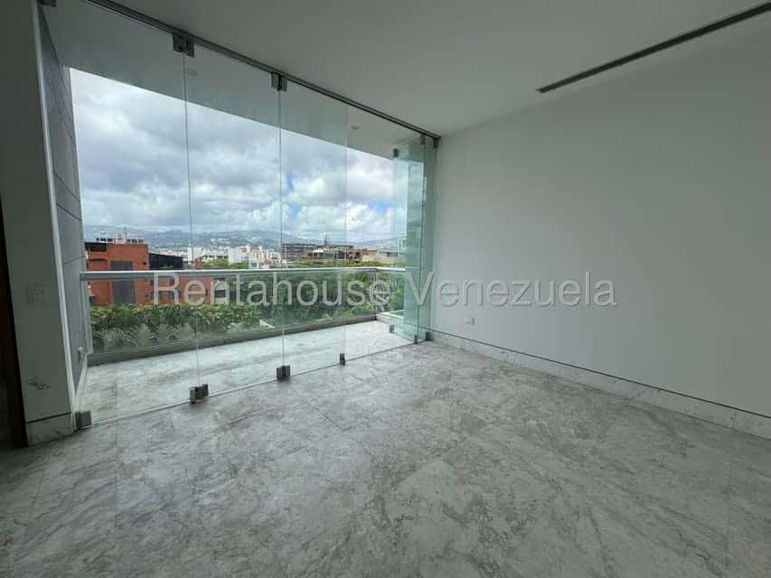 View 16