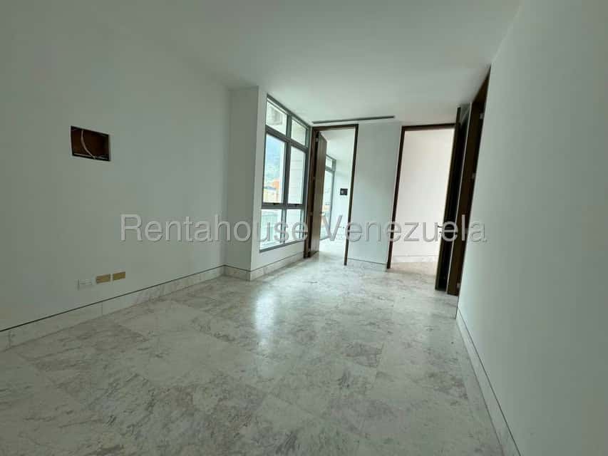 View 25