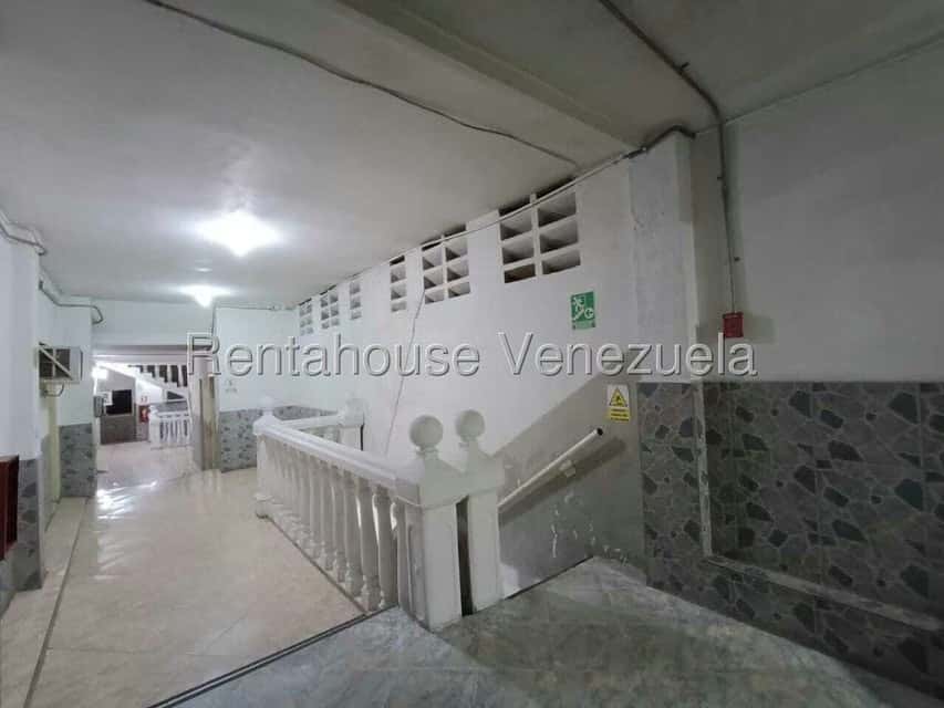 View 25