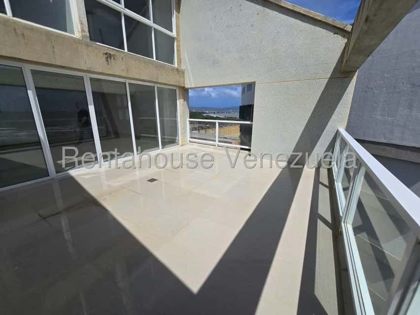View 18