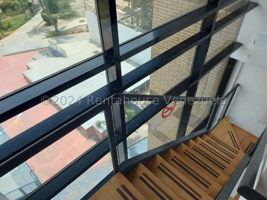 View 25