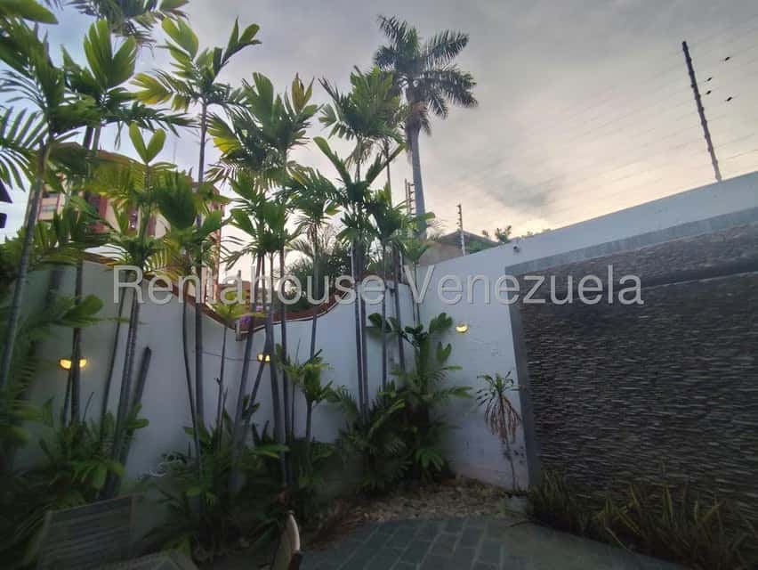 View 24