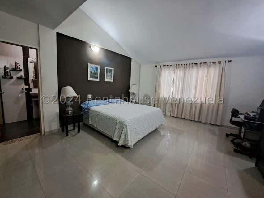 View 28