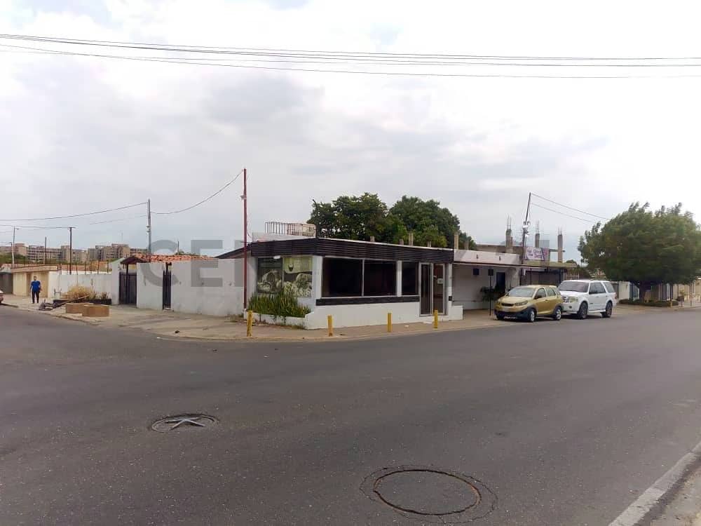 Se Alquila Casa Comercial en La Coromoto