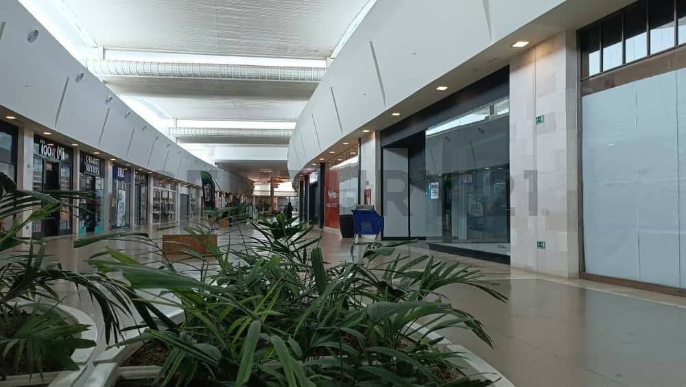 Local Comercial para zapatería, disponible para alquiler
