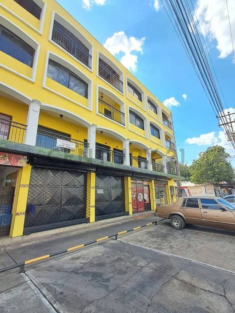 LOCAL COMERCIAL EN LA AV PORTUGUESA DE ANACO