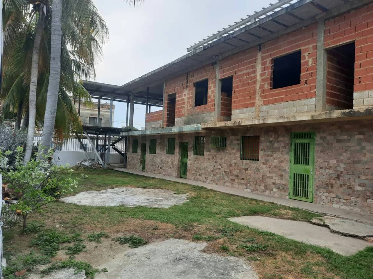 Venta de casa estilo Posada en Chichiriviche