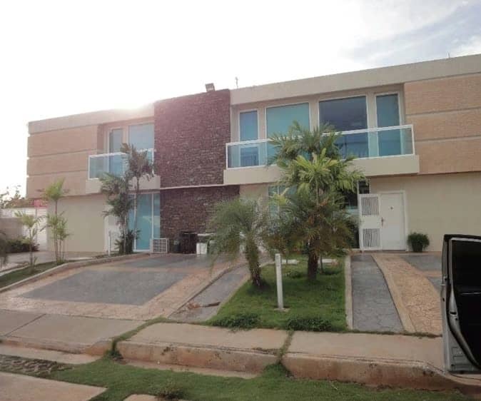 Towhouses en Piedra Linda (Margarita)