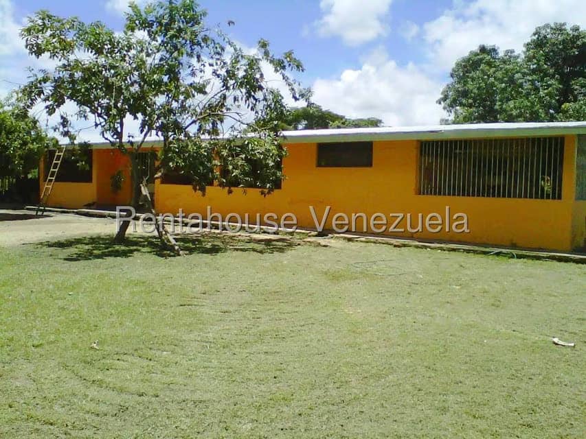 Terreno (Finca) en Venta en Arismendi, Barinas