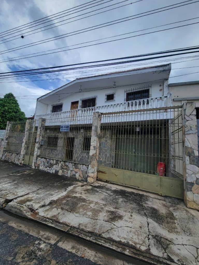 Venta de Casa en Urb. Pocaterra