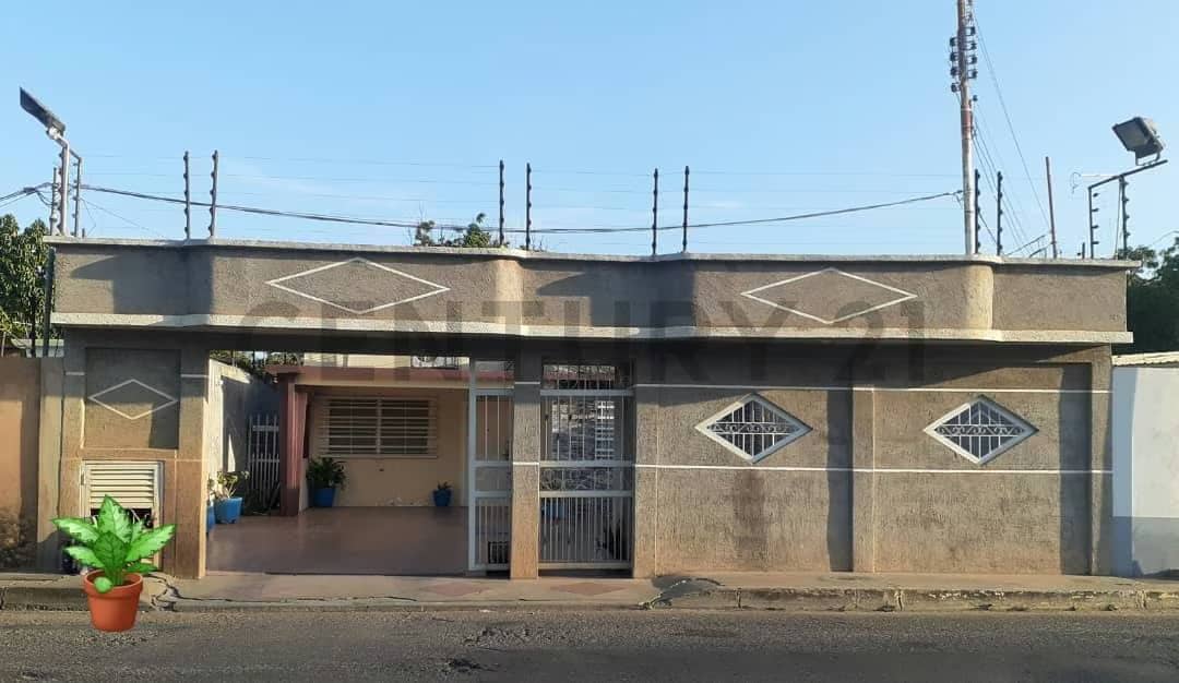 Casa en alquiler ubicada en la carretera H