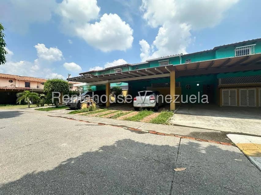 Casa (Duplex) en Alquiler en Plaza Antigua, Portuguesa