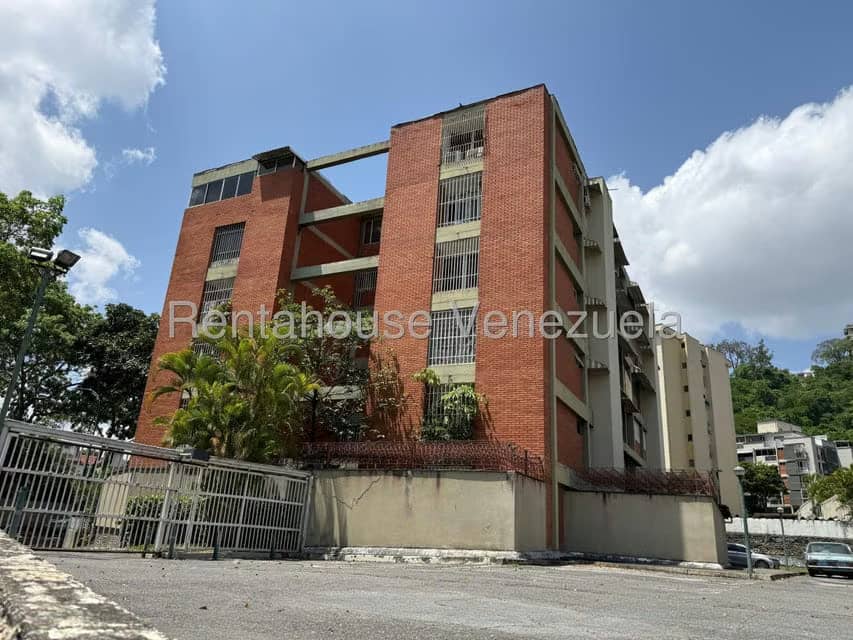 Apartamento (1 Nivel) en Alquiler en Colinas de Los Ruices, Distrito Metropolitano