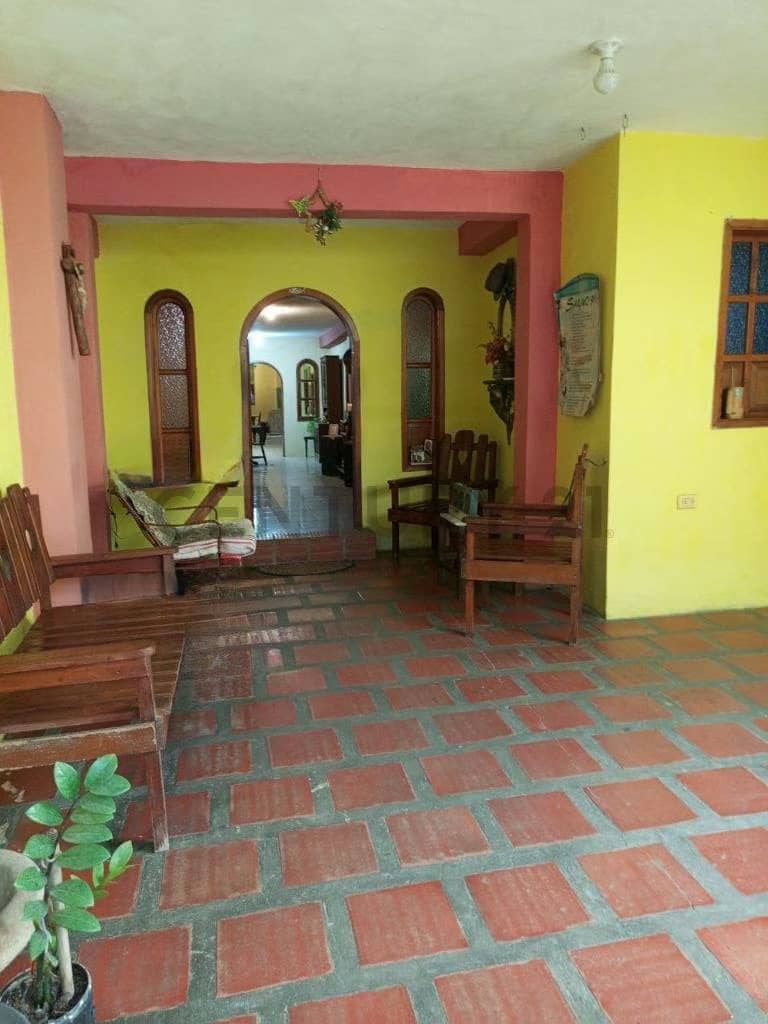 Casa en Venta en Puerto La Cruz. Calle Venezuela
