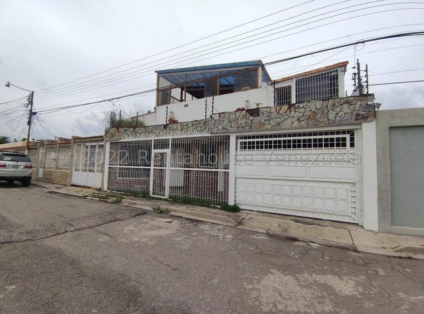 Casa (Multipes Niveles) en Venta en Valle Lindo de Turmero, Aragua