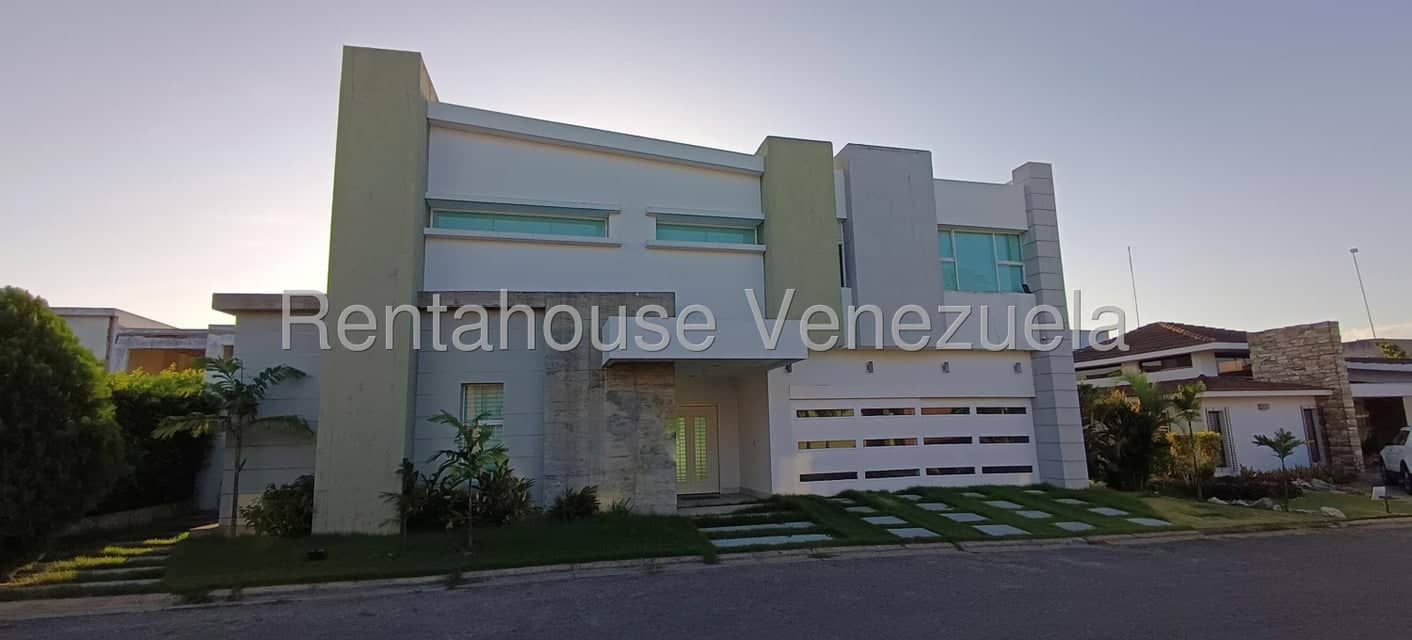 Casa (Multipes Niveles) en Alquiler en San Miguel, Monagas