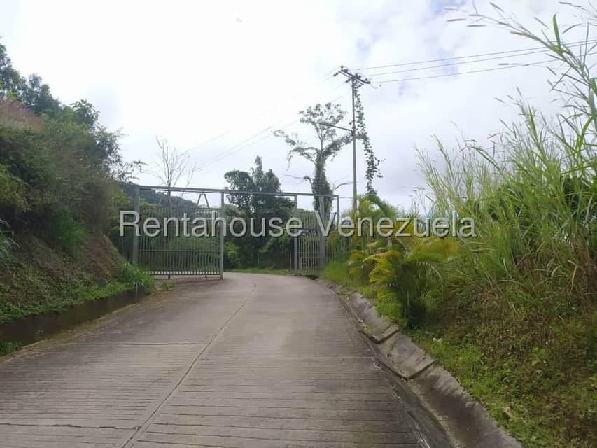 Comercial (Galpon - Deposito) en Venta en Parcelamiento Cortada del guayabo, Miranda