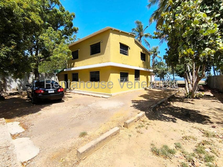 Casa (Casas de Playa) en Alquiler en Intercomunal Coro La Vela, Falcon