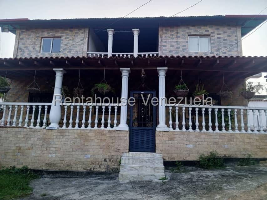 Casa (Duplex) en Venta en Las Malvinas, Trujillo
