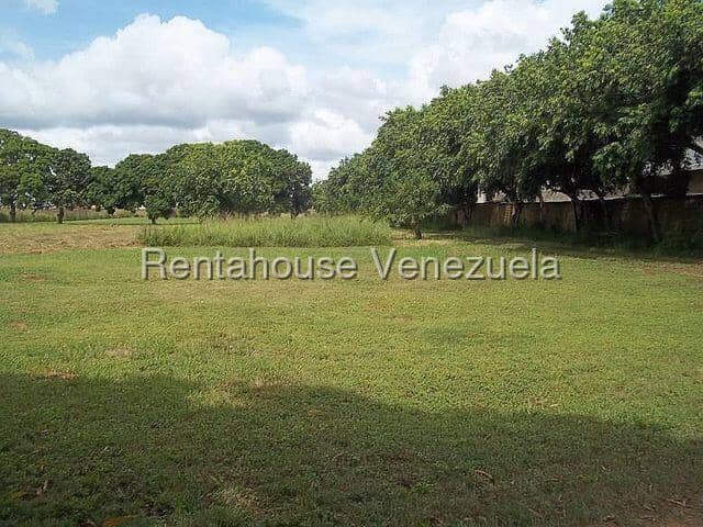 Terreno (Comercial) en Venta en Sector Avenida Intercomunal, Anzoategui