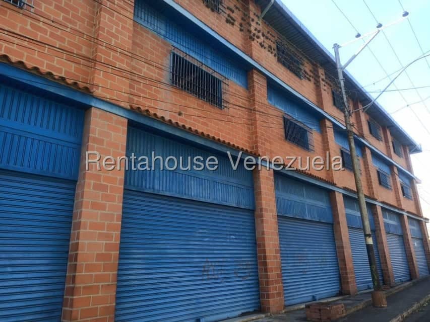Comercial (Edificio) en Alquiler en Santa Teresa del Tuy, Miranda