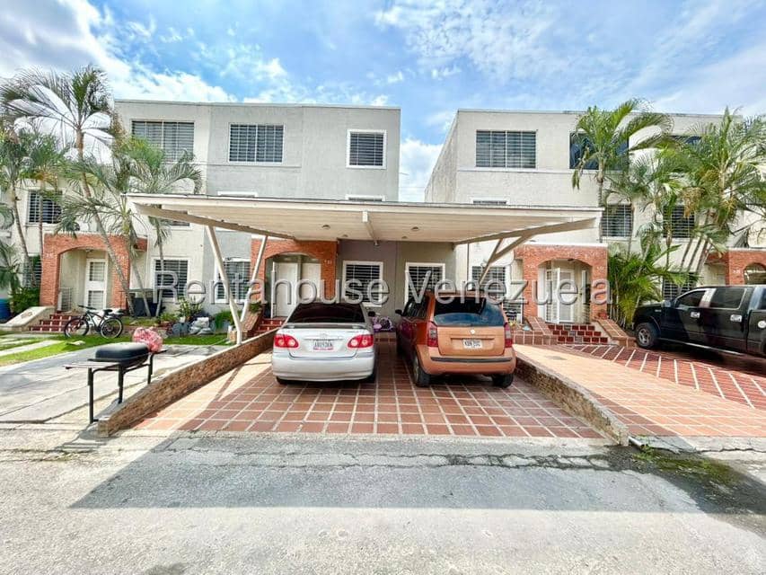 Casa (Multipes Niveles) en Alquiler en Tarabana Plaza, Lara