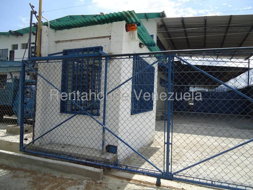 Comercial (Galpon - Deposito) en Venta en Santa Teresa del Tuy, Miranda
