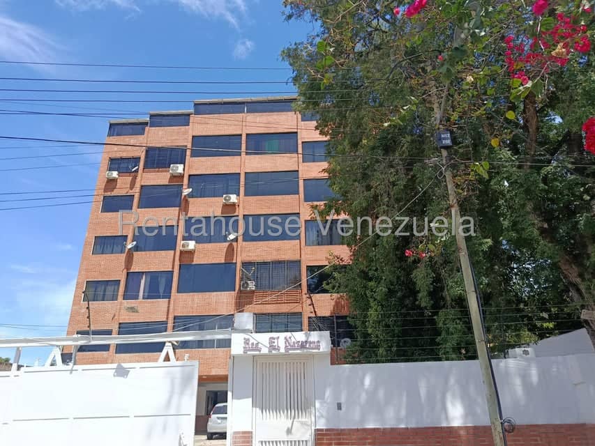 Apartamento (1 Nivel) en Venta en Macuto, Vargas