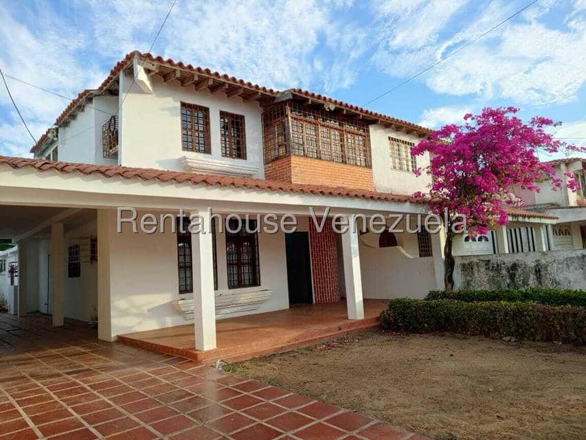 Comercial (Local Comercial) en Alquiler en Campo Claro, Zulia
