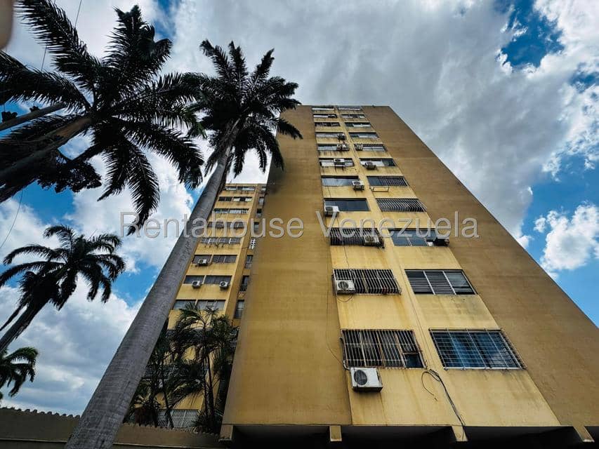 Apartamento (1 Nivel) en Alquiler en Centro, Lara