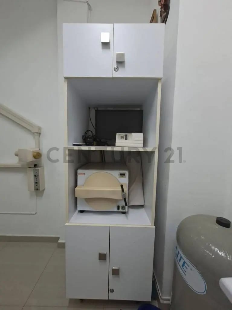 Venta Local Odontológico en el CC Comercial Gold country Barcelona - 9