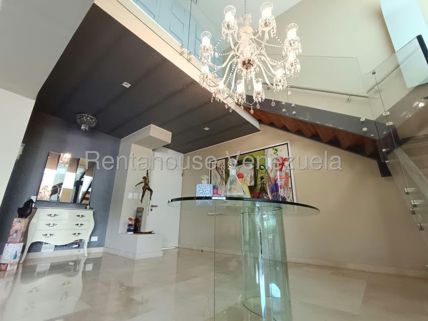 Apartamento (Duplex) en Venta en Alto Hatillo, Distrito Metropolitano - 3