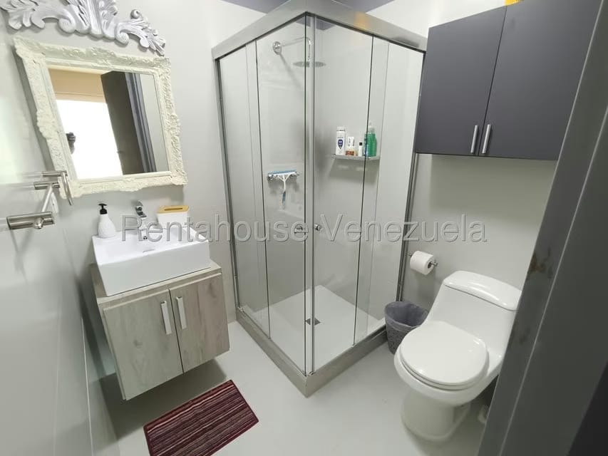 Apartamento (Duplex) en Venta en Alto Hatillo, Distrito Metropolitano - 25