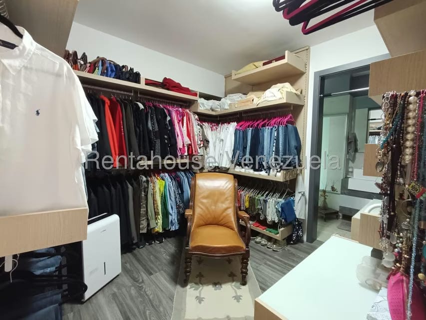 Apartamento (Duplex) en Venta en Alto Hatillo, Distrito Metropolitano - 31